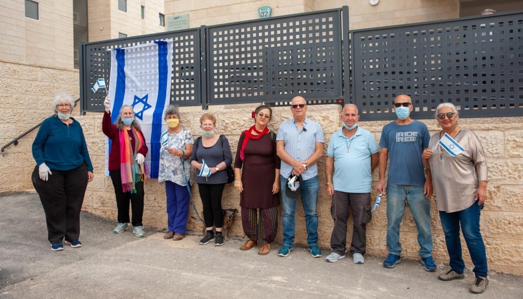 שכירות לגיל הזהב בפרוייקט דונה בחריש בשכונת הפרחים קהילת גמלאים